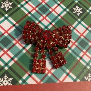 Vintage Dainty Elegant Red Rhinestone Christmas Bow Brooch